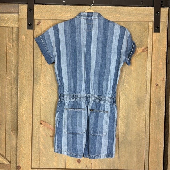 Lee short Union-Alls Size Small Hints of Blue stripes Size Small 100% cotton - Picture 10 of 16